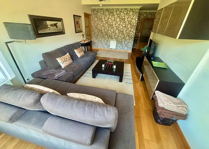 Con Garaje באקיו