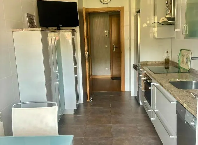 Con Garaje Апартаменты