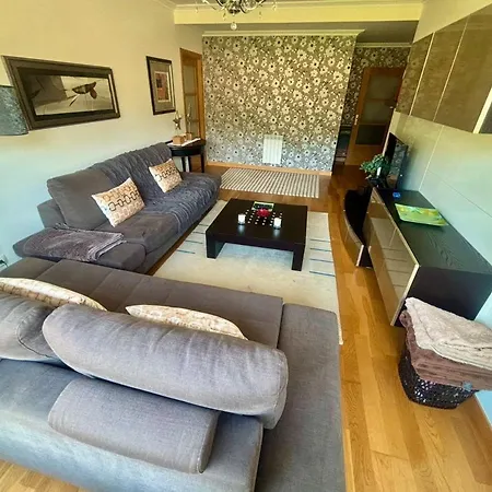 Con Garaje באקיו