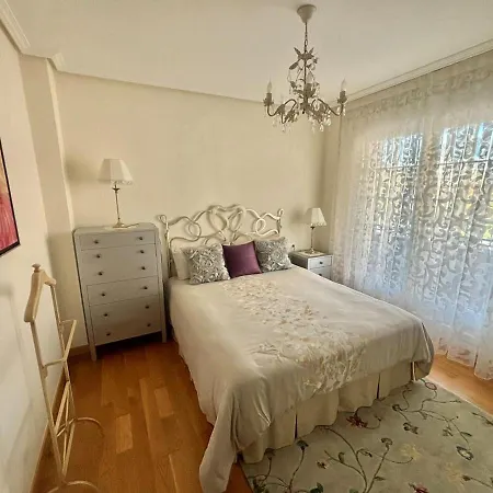 Con Garaje באקיו